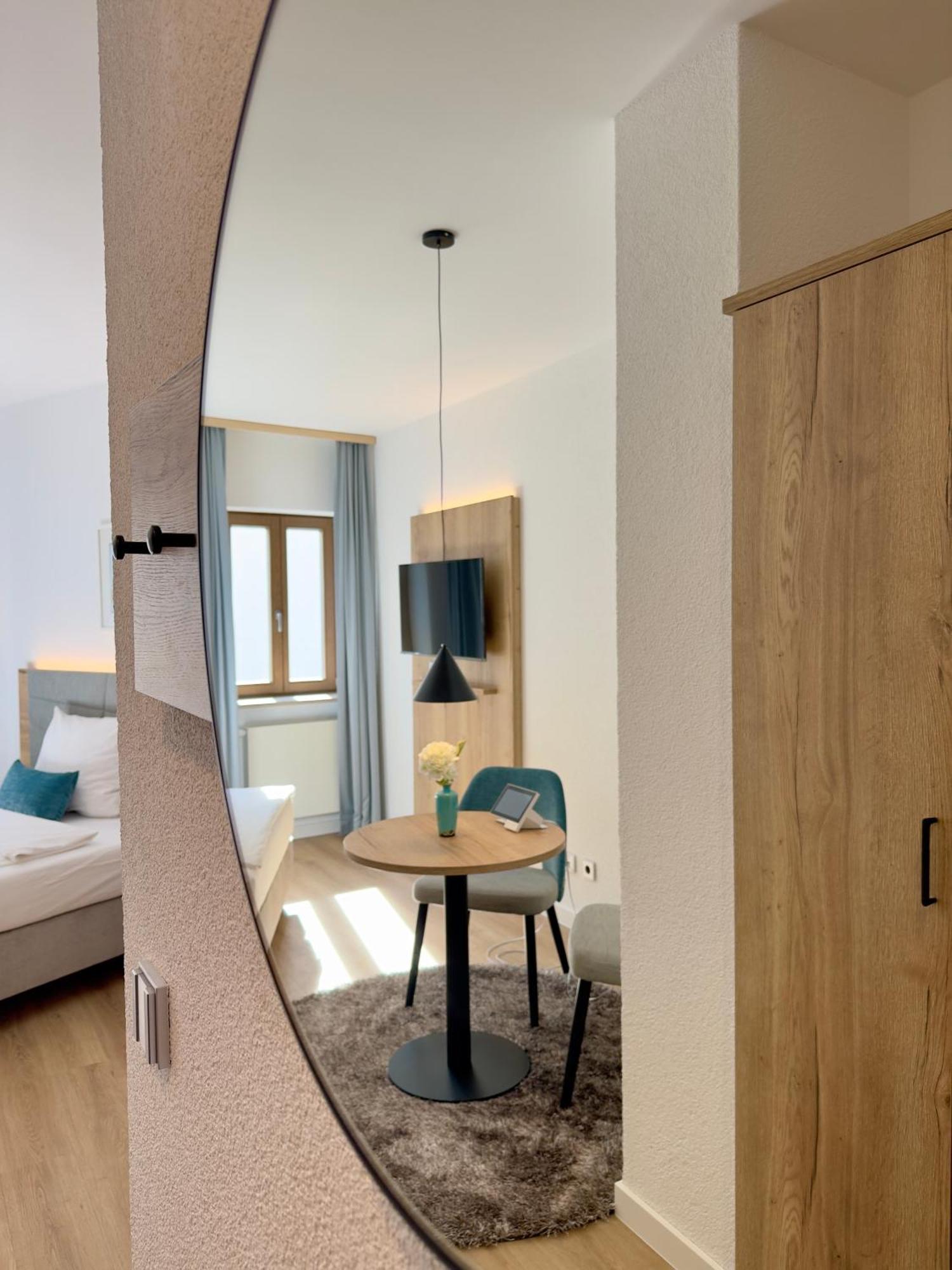Living & Serviced Apartments By Blauer Wolf Gunzenhausen Buitenkant foto