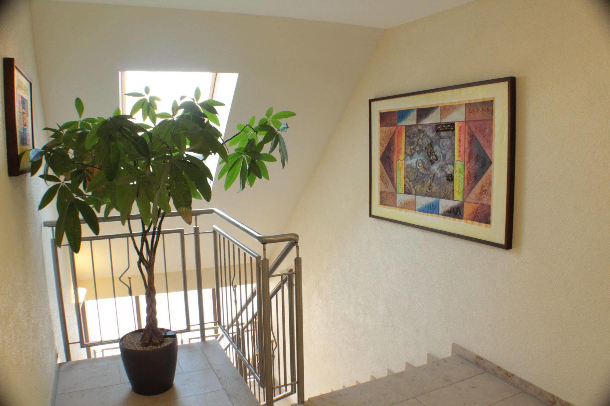 Living & Serviced Apartments By Blauer Wolf Gunzenhausen Buitenkant foto